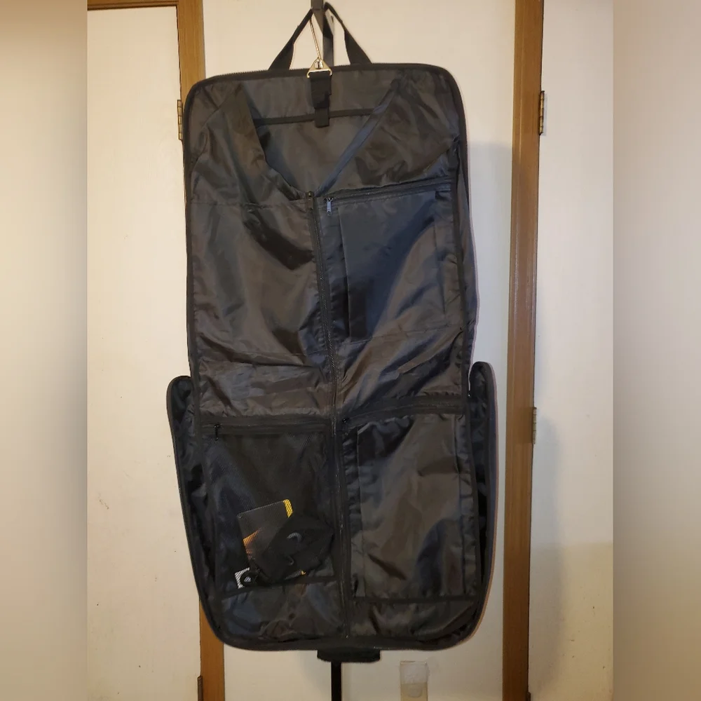 ZEGUR Premium Suit Garment Bag Carry On - Hangs 4 Suit Black